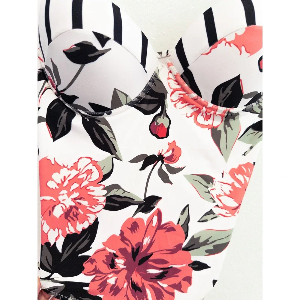 NWT Cupshe One Piece Swimsuit Women L Retro Romantic Pinup Girl Floral Swimwear